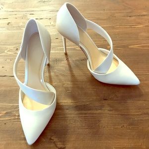Vince Camuto Oya Satin heel (ivory)